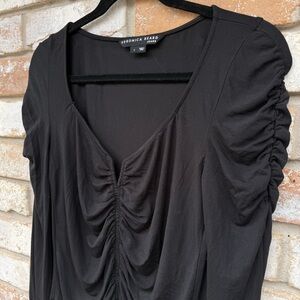 Veronica Beard Fitted V-Neck Ruched Top